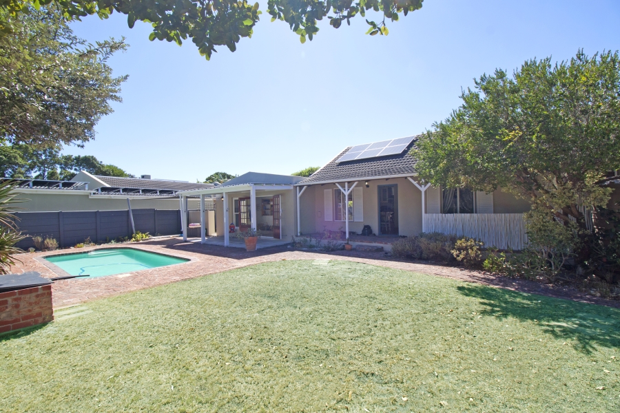 3 Bedroom Property for Sale in Kommetjie Western Cape